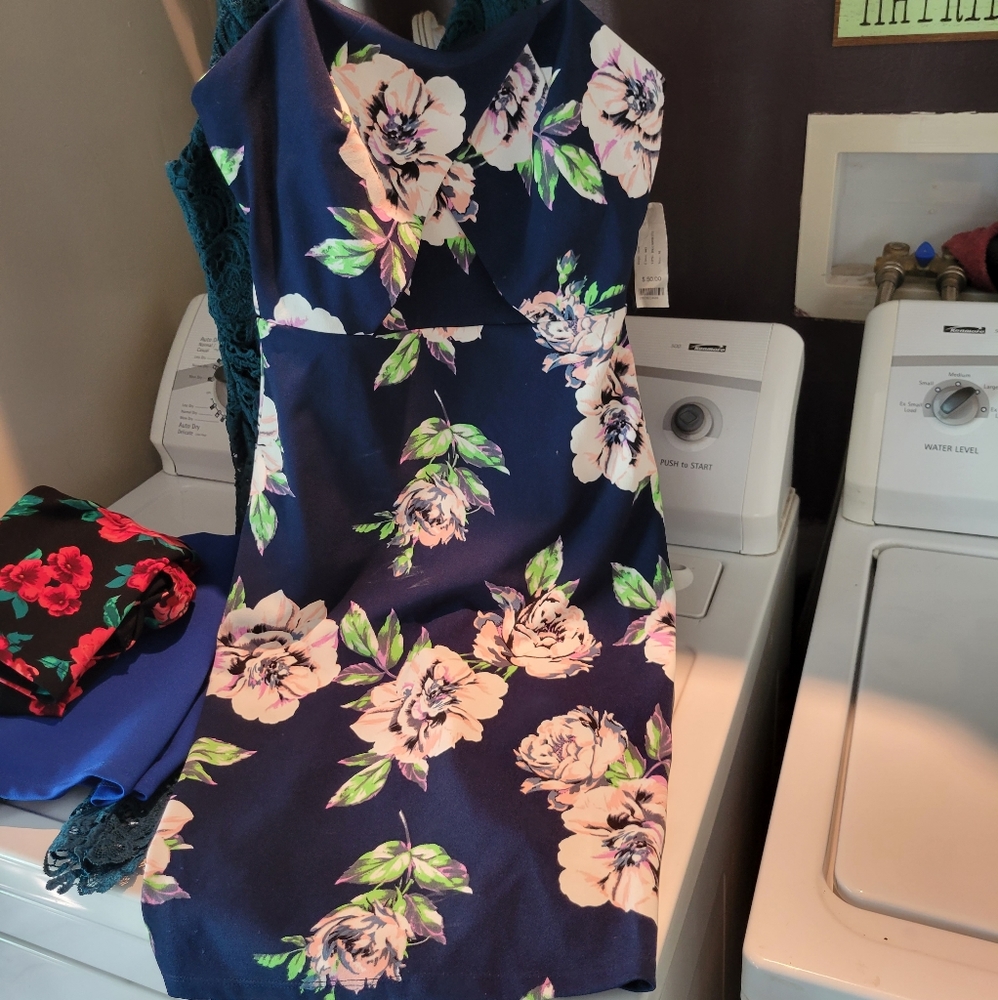 Dress tight never been worn